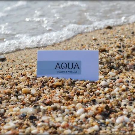 Aqua Luxury *